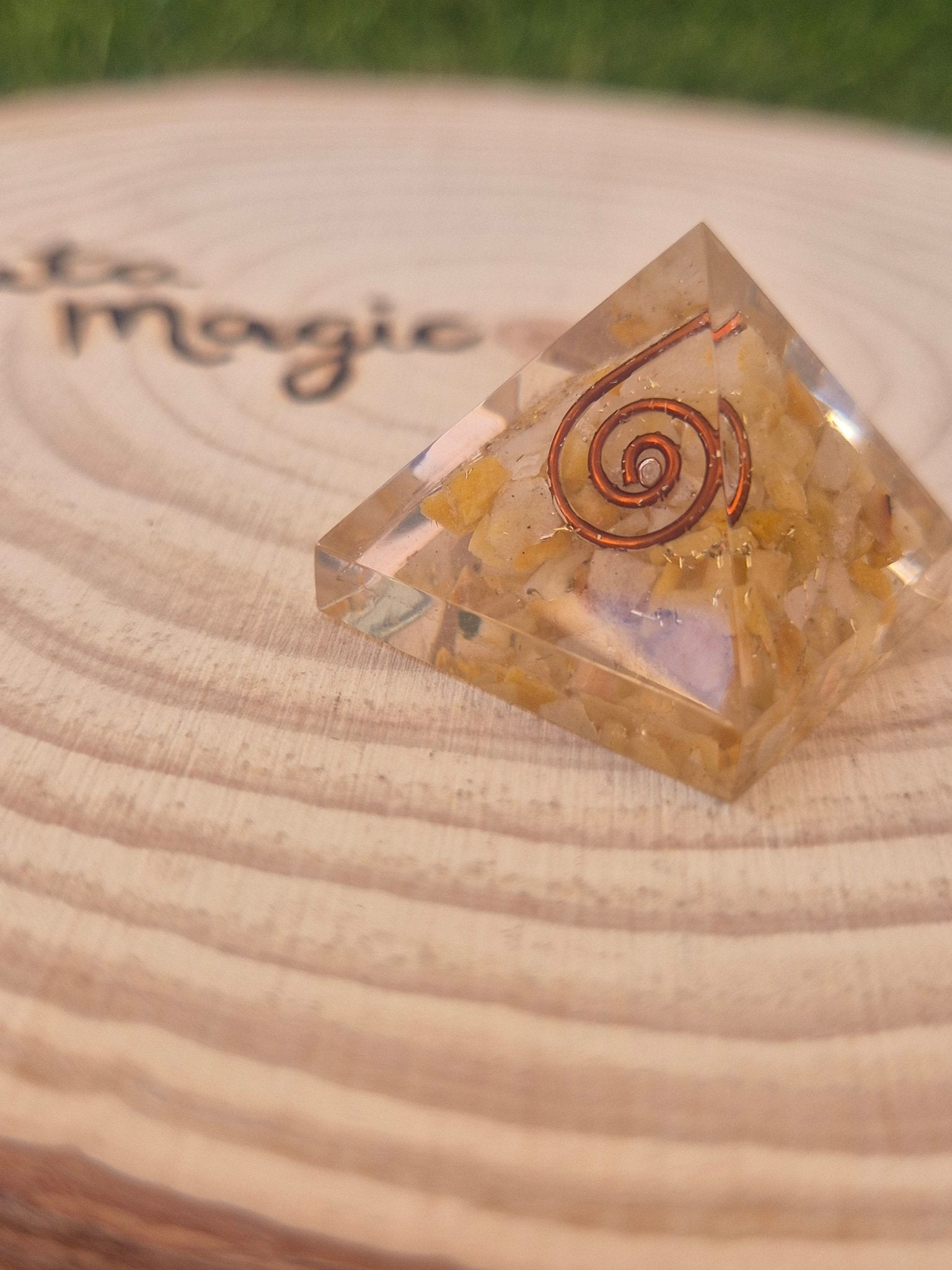 Mini Orgonitas 3x3cm - Armonía, Protección y Transmutación Energética orgonitaTienda esotérica Málaga - La Tienda de Tata Magic: tienda Esotérica en Málaga